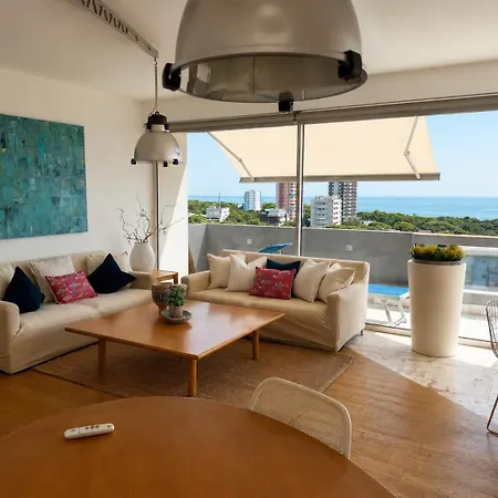 Panoramic Penthouse *