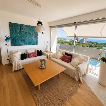 Panoramic Penthouse *